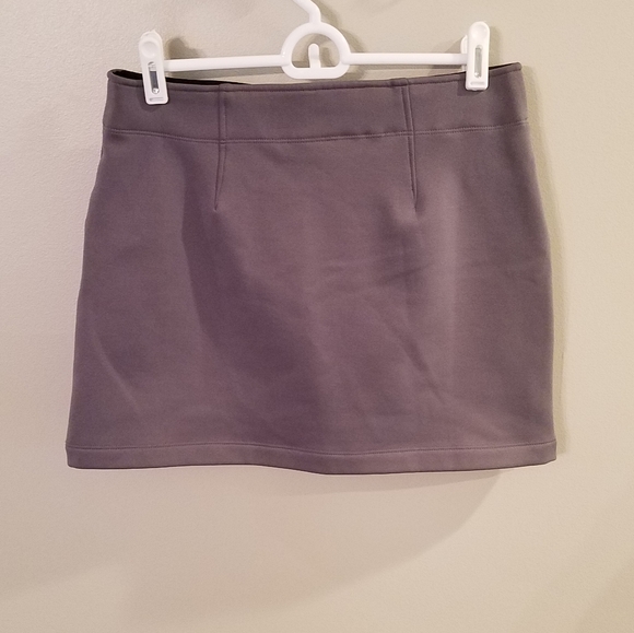 Athleta Skirt - Picture 2 of 4